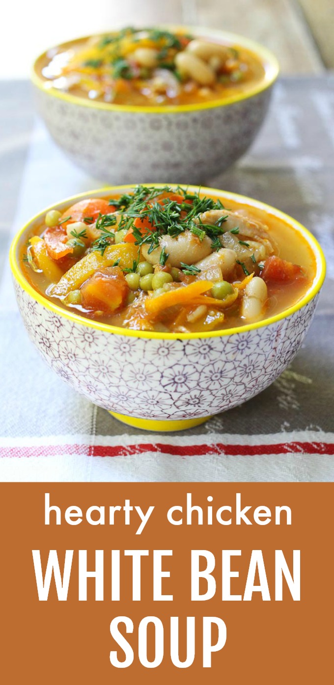 Hearty Chicken and White Bean Soup