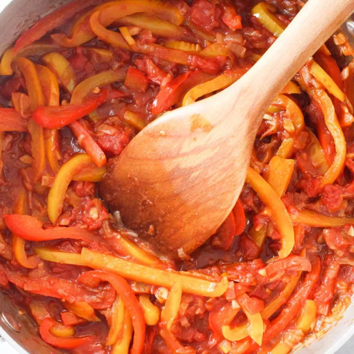Peperonata (Italian Stewed Peppers Recipe)