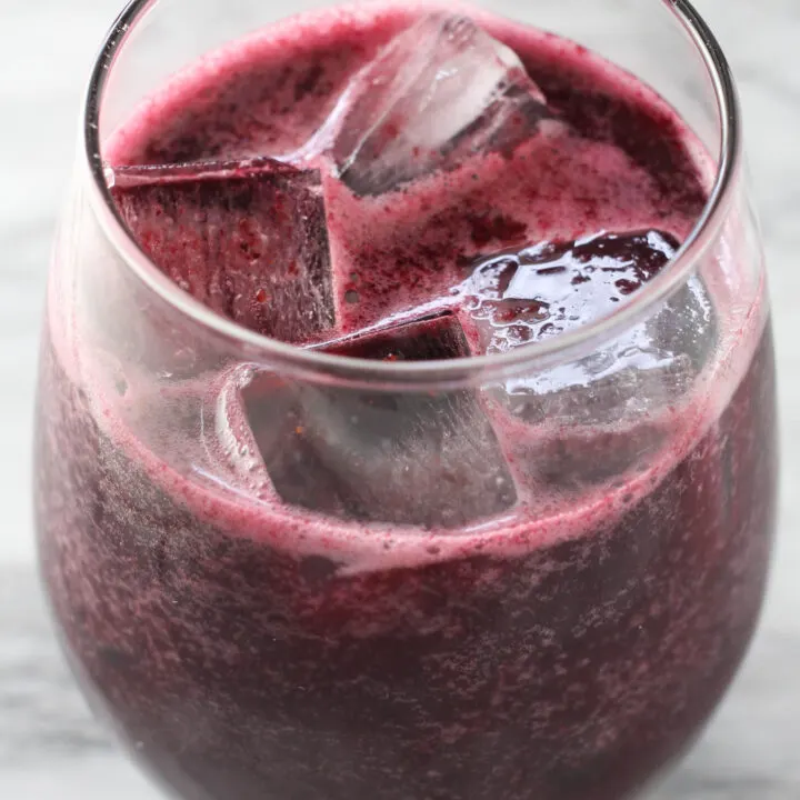 How to Make Blueberry Juice (Easy Recipe)