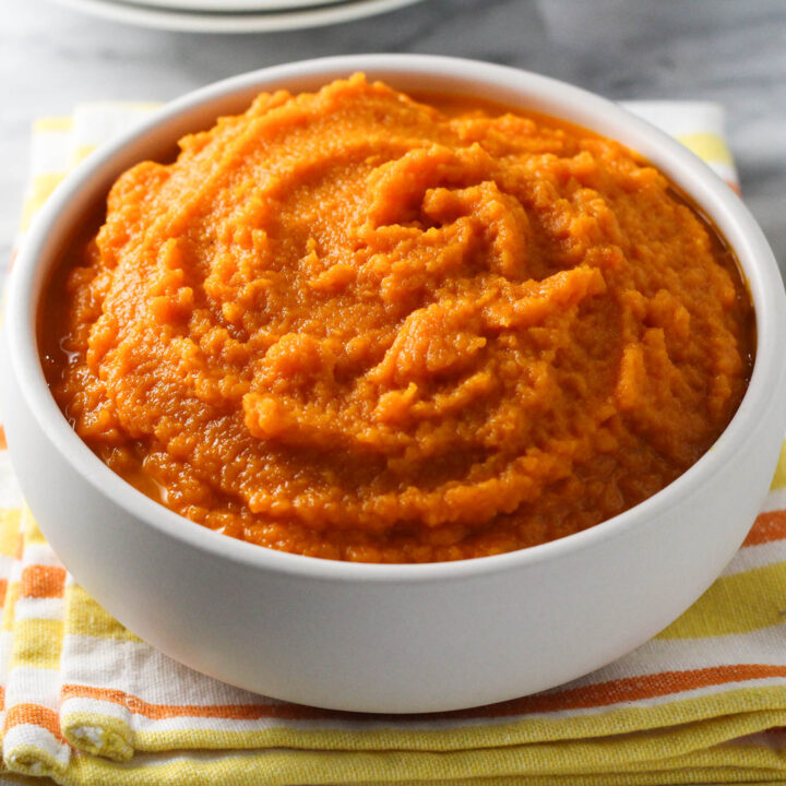 Creamy Mashed Carrots Recipe (Simple and Delicious)