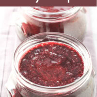 Blackberry puree in a jar. Above the image is a text overlay that reads: how to make balckberry puree easy recipe.