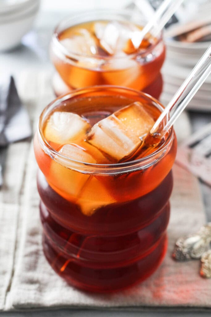 Vanilla rooibos iced tea served over ice, ready to serve.